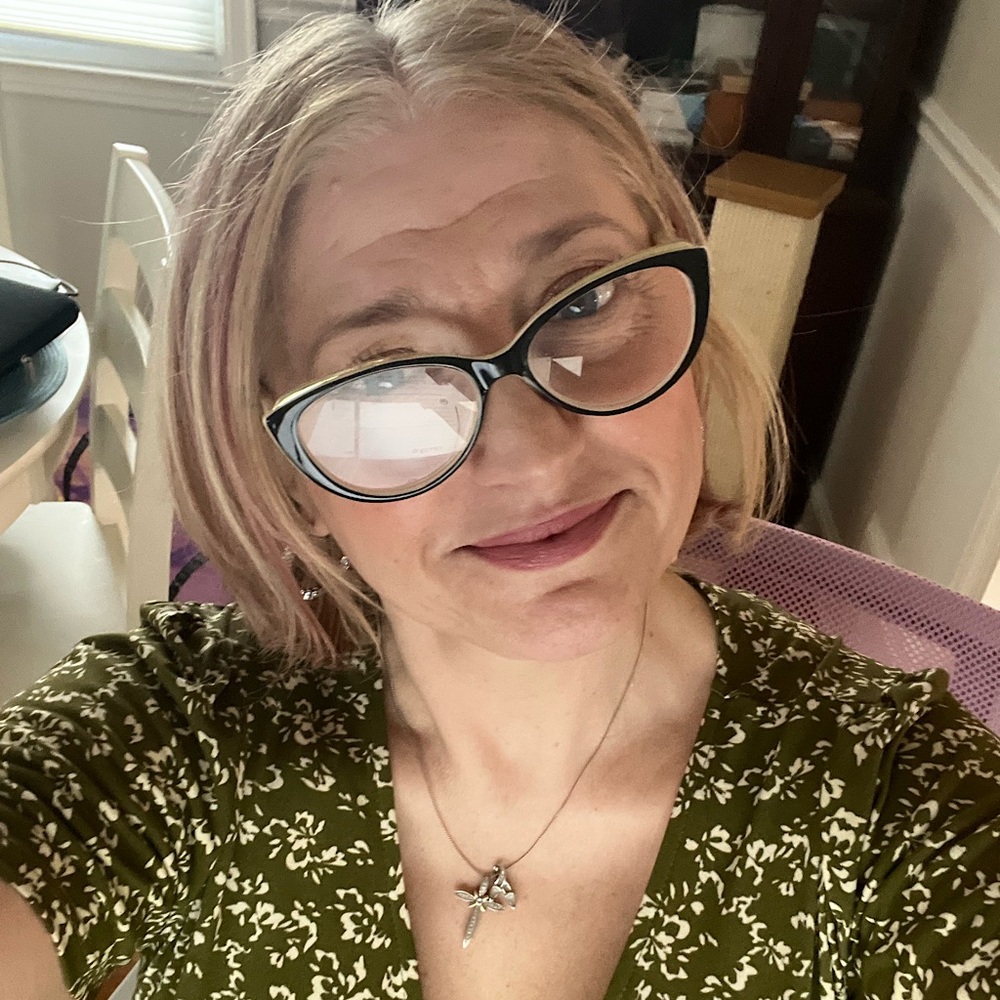 Meet your Posher, Dawn